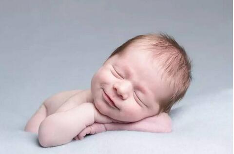 护理早产儿关键看4方面