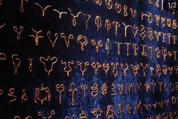 ���У����������ַ�ʽ��ã� 