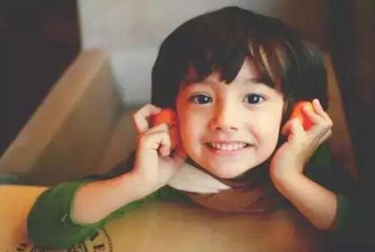 世界上著名的12种教育孩子的方法!