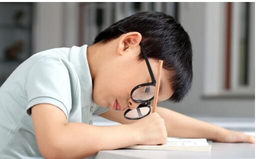 怎么矫正儿童近视?