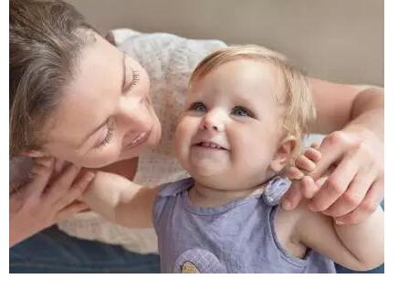 宝宝意外脱臼怎么办