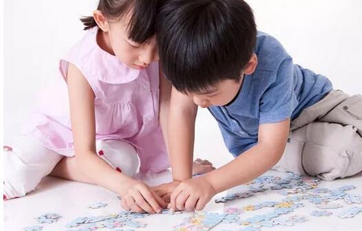 家长怎样引导孩子玩游戏?