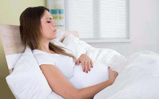 孕晚期的三大疾病要注意