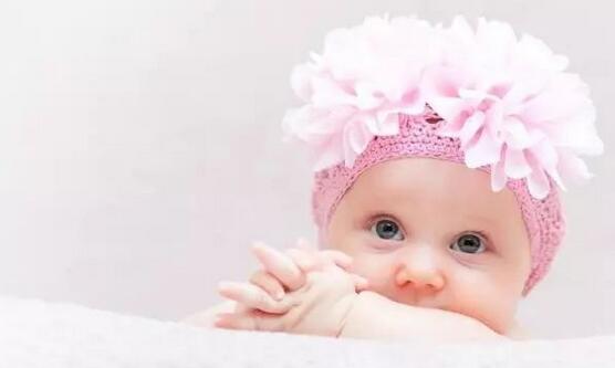 10种宝宝绿便的原因和对策