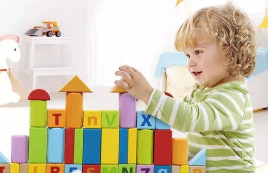 孩子对玩具总是3分钟热度?大概是父母的锅