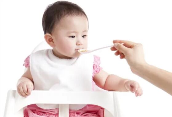 宝宝缺钙有哪些表现?妈妈要注意!