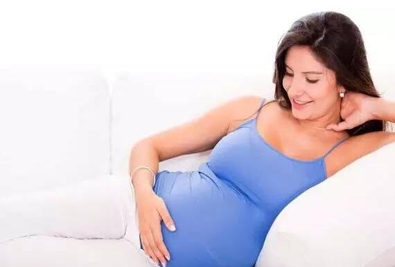 胎儿在娘胎里发育的怎么样?要看有没有这三种情况!