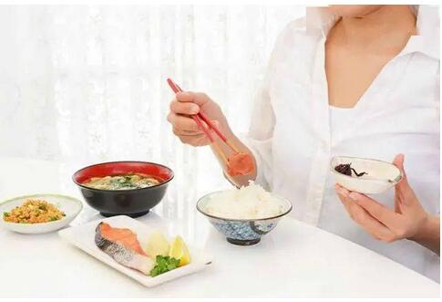 �����������Բ�������һ�������ı�����