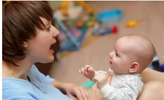 锻炼宝宝语言能力的几个小方法,家长get起来!