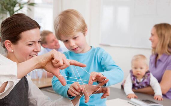 孩子九岁之前,是培养他们性格的关键时期!父母一定要及时帮助!