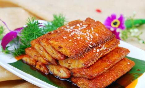 宝宝发烧了,饮食上的三个禁忌,家长要注意!