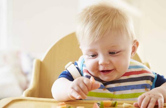 孩子喂食有15个禁忌,新手爸妈一定要谨慎!