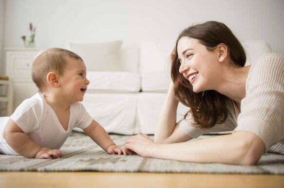 宝宝有这几个表现,说明娃已经认出你啦!乘胜追击,锻炼宝宝认知能力!