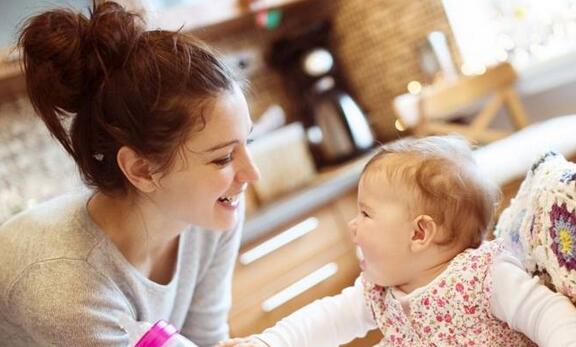 判断宝宝成长发育是否正常?七个黄金阶段不要错过!