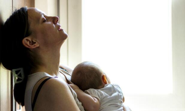 产妇都是“玻璃心”?月子里常见的5件烦心事,妈妈不哭才怪