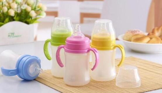 宝宝奶瓶别乱买,新手妈妈抓住这几点!健康又环保!