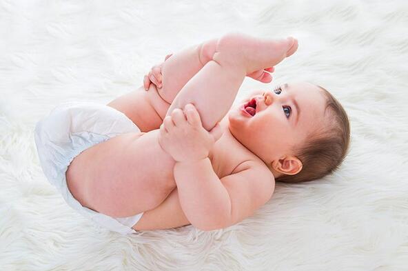 宝宝屁股“着火”6大原因,4个方法正确预防!