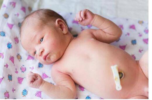 Ӥ������Ҫ��λ���������4���쳣���ҪС�ģ�