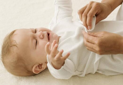 为什么孩子到了6个月以后爱生病?家长都忽略了这些