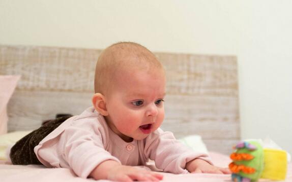 宝宝有这三种坏习惯,爸妈要重视!