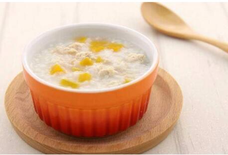 宝宝辅食添加有四个阶段,宝妈们都清楚吗?