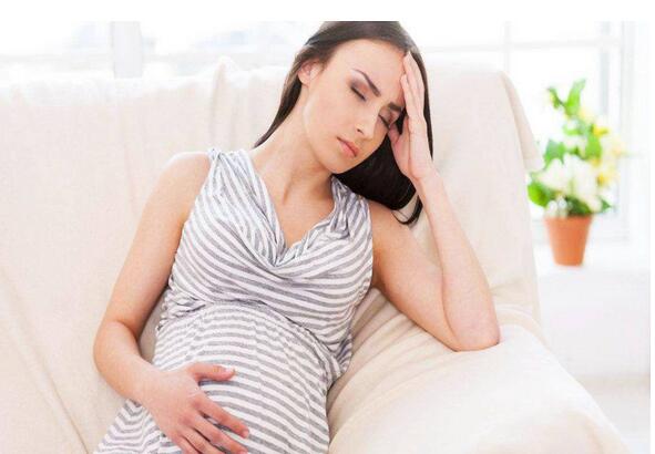 进入孕晚期的准妈妈,肚子经常变得很硬?可能是这个地方出了问题!