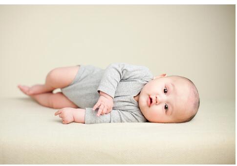 新生宝宝护理时的5个注意要点,父母要多留心!