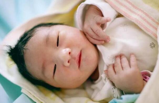 新手家长育儿容易犯的五个错误,别影响了宝宝发育!