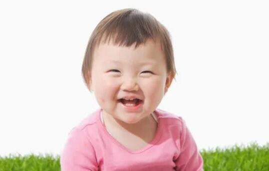 春季,宝宝娇嫩肌肤要怎么呵护?过敏和湿疹又如何预防?