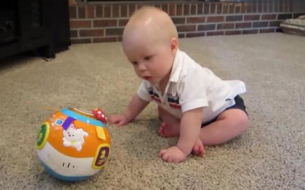 粑粑麻麻们注意了,别乱买玩具了,孩子只需要这六种已经足够!