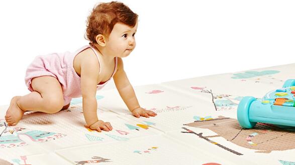 宝宝爬行时暗藏的这些小秘密,你都知道吗?