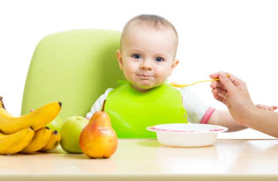 母乳喂养VS配方奶喂养:真相与选择智慧